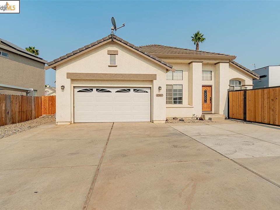 1st image of 2367 Newport Pl S