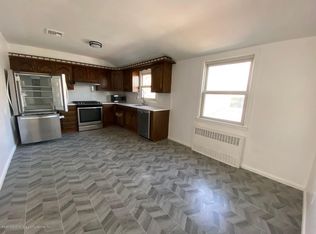 744 Clawson St, Staten Island, NY