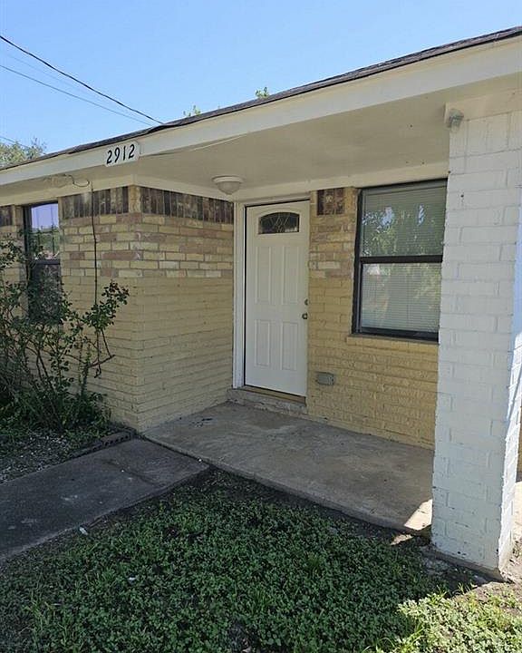 1st image of 2902 Wipprecht St #2912