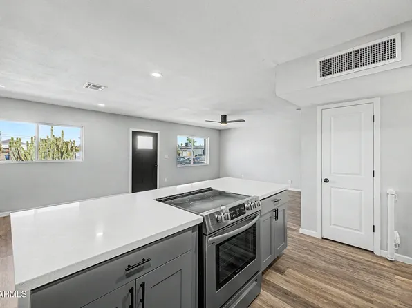 1423 W 6TH Street, Tempe, AZ 85281