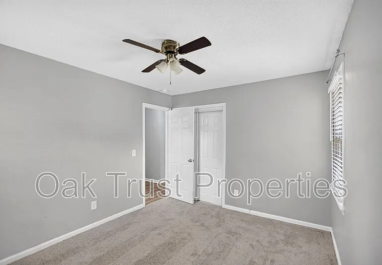 220 Cornell Dr — Photo 17