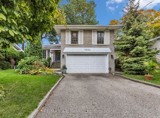 1554 Sunnycove Dr, Mississauga, ON L4X 1B5