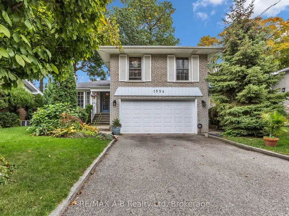 1554 Sunnycove Dr, Mississauga, ON L4X 1B5