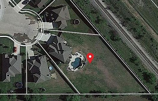 4th image of 484 Sagebrush Dr