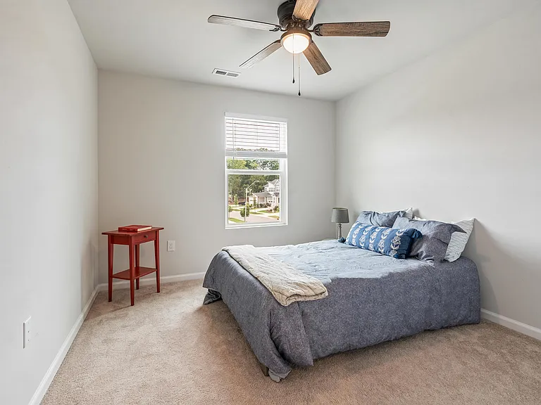 185 Millennium Dr — Photo 24