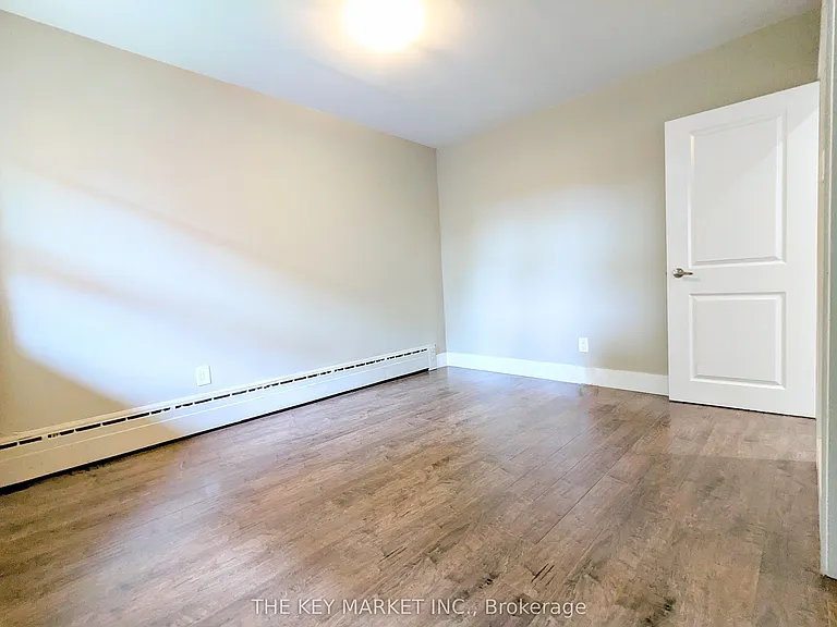 211 Saint Clements Ave #2 — Photo 17