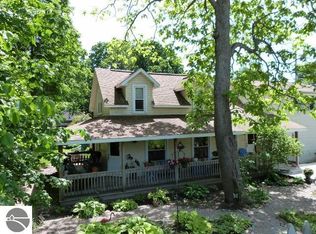 19687 Maple St, Lake Ann, MI 49650