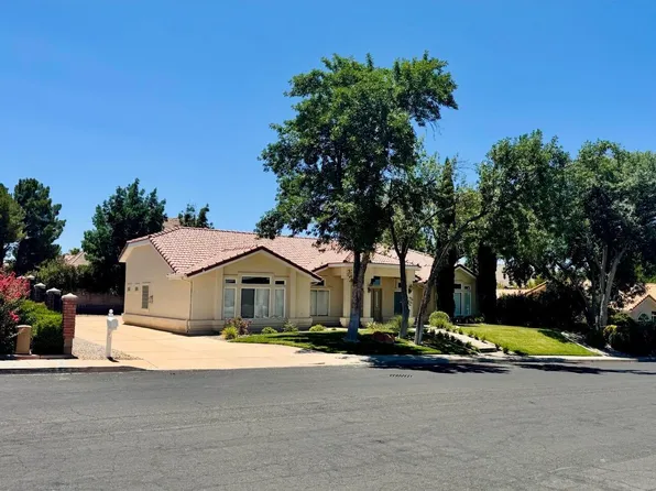 1522 E Boulder Springs Rd, Saint George, UT 84790