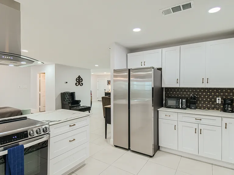 1905 Greenbrook Dr — Photo 22