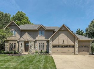 12111 Nieman Rd, Overland Park, KS 66213