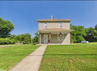 826 S 16th St, Keokuk, IA 52632