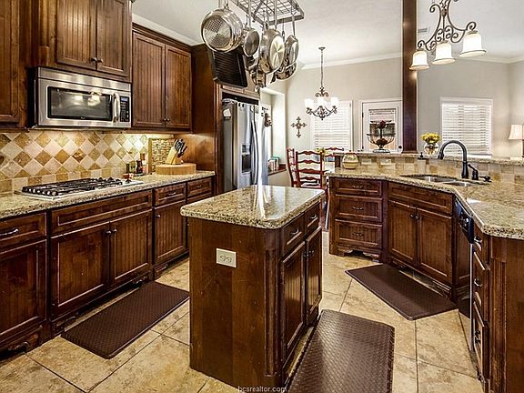 5th image of 15604 Wood Brook Ln