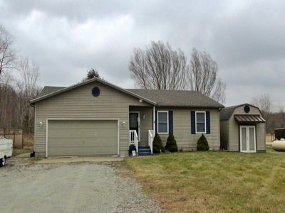 390 Wadhams Rd, Smiths Creek, MI, 48074