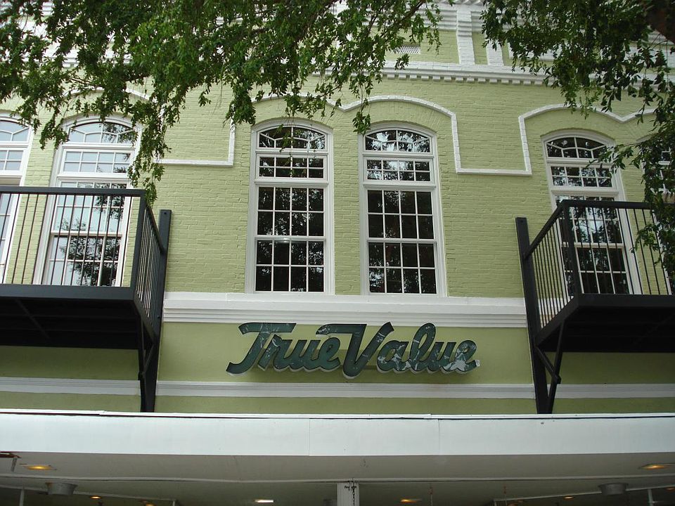 Beautiful Lofts Overlooking Historic Downtown Aiken