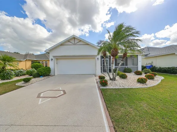 1120 Emerald Dunes Dr, Sun City Center, FL 33573