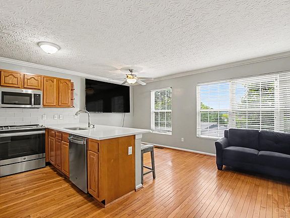 3rd image of 2523 Ravine St