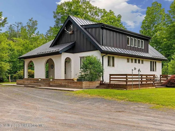 118 Bennett Rd, Napanoch, NY 12458