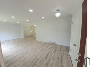 1259 Roxbury Close, Rockford, IL 61107