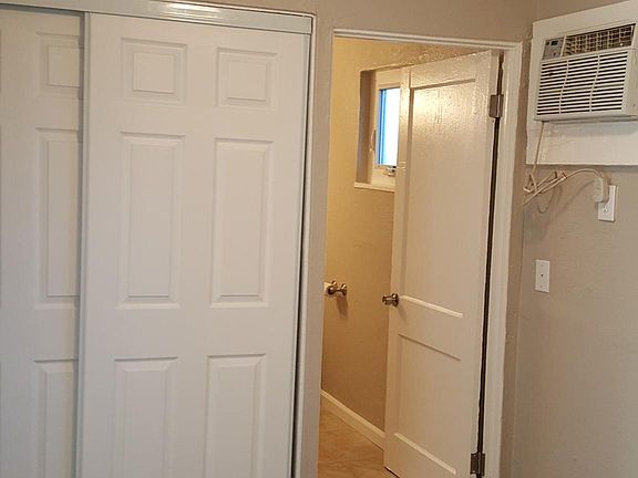 2nd image of 1220 Sacramento Ave APT 5