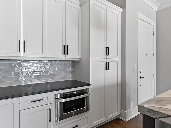 5th image of 110 N Markley St Unit 304