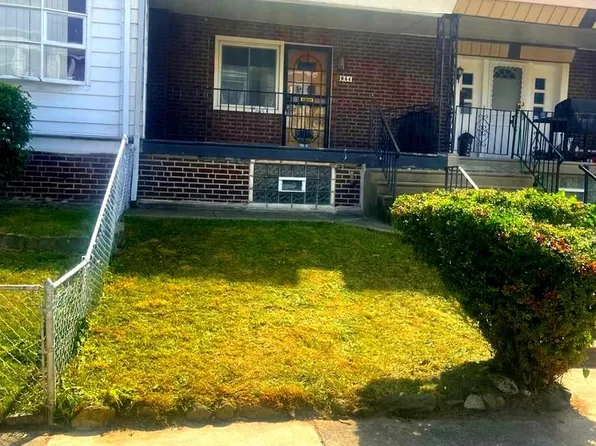 644 Allengrove St, Philadelphia, PA 19120