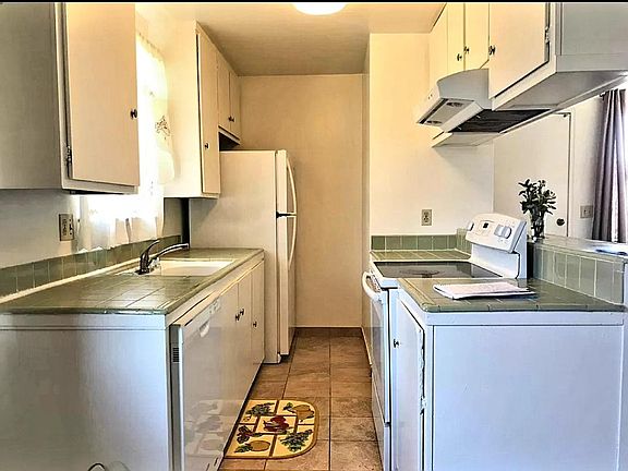 5th image of 855 Wyman Way