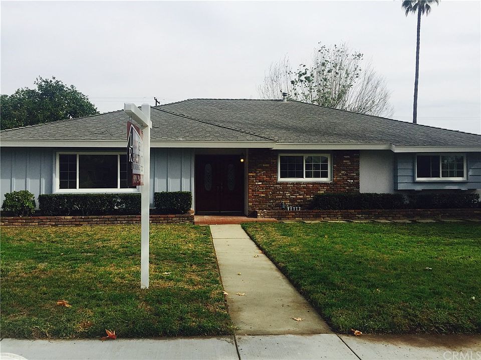 1st image of 1434 N San Antonio Ave