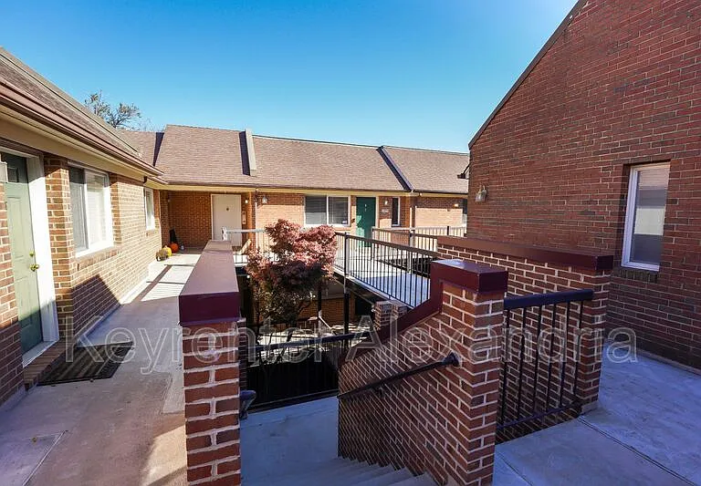 1107 N Taylor St #C — Photo 24