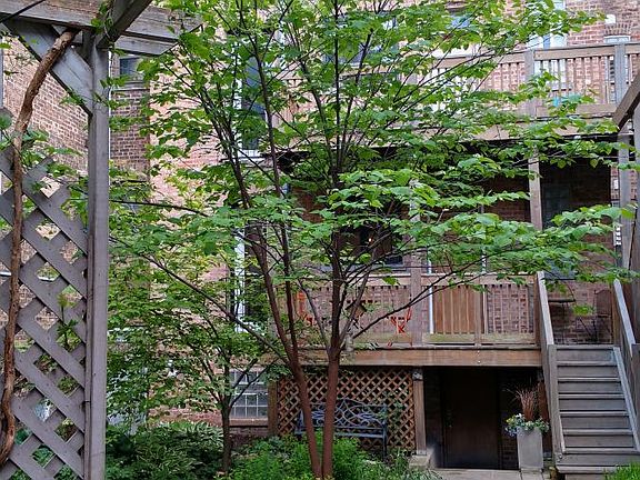 Privacy pergola with nighttime lighting