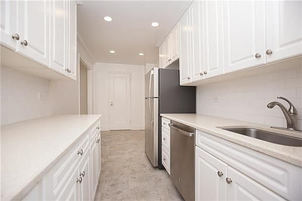2nd image of 210 W 101st St APT 7C