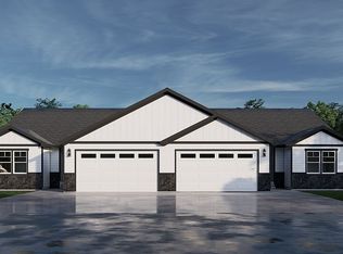 1018 Thomas Dr, Wayne, NE 68787