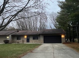 215 Westland Dr, Bad Axe, MI 48413