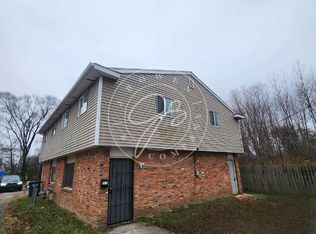 2211 Hickory St, Toledo, OH 43605