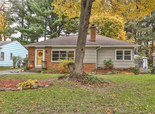 509 Beechwood Dr, East Rochester, NY 14445