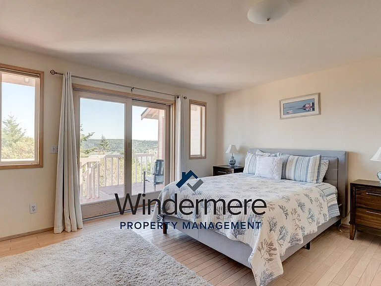 508 Grandview Dr — Photo 14