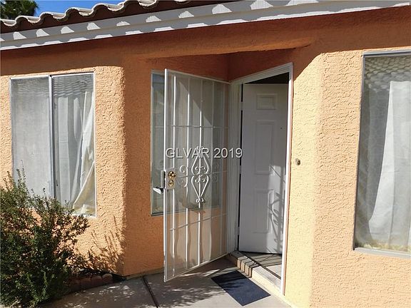 3rd image of 5274 Sandstone Dr