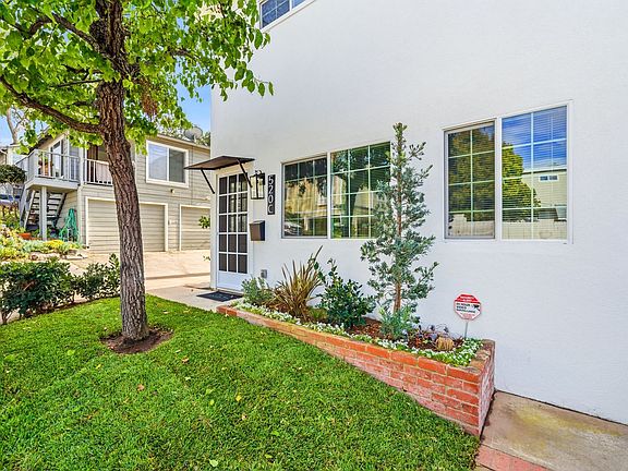 2nd image of 520 Poinsettia Ave #C