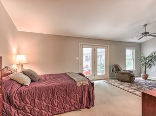 127 S York Rear Rd, Dillsburg, PA 17019