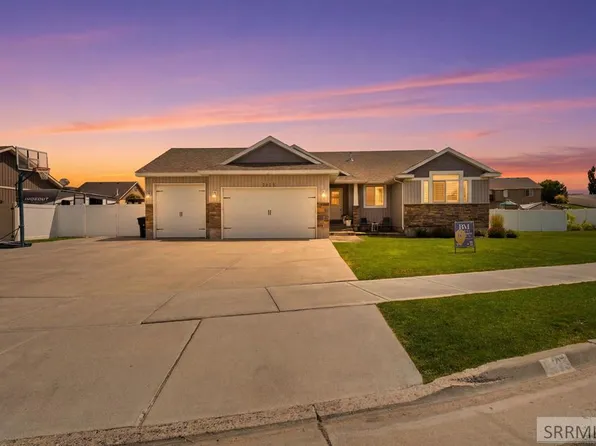 5523 S Lakefield Cir, Ammon, ID 83406
