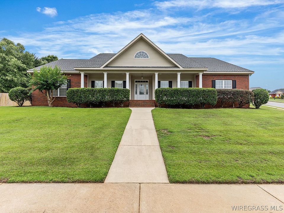 1st image of 102 Common Wealth Ct