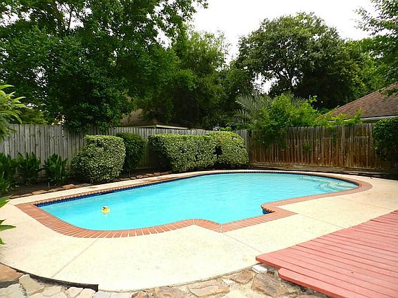 4th image of 6714 Brittany Park Ln