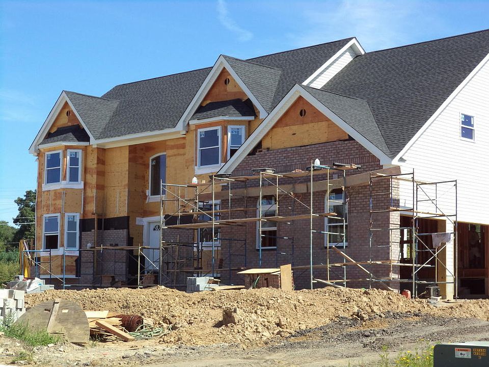 2nd image of 14 Adam Ct