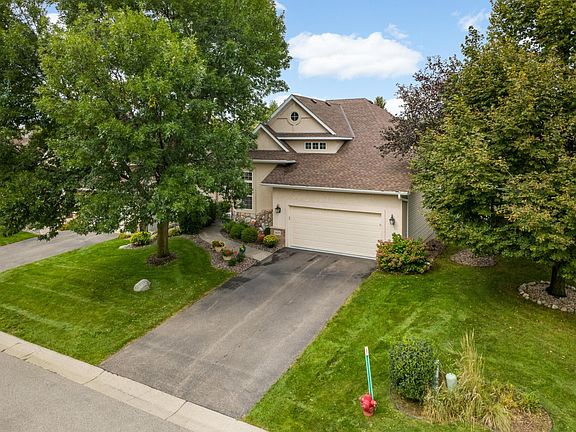 2nd image of 18519 Farmstead Cir