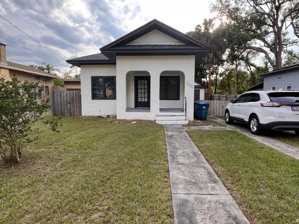 220 Leon Ave, Deland, FL 32720