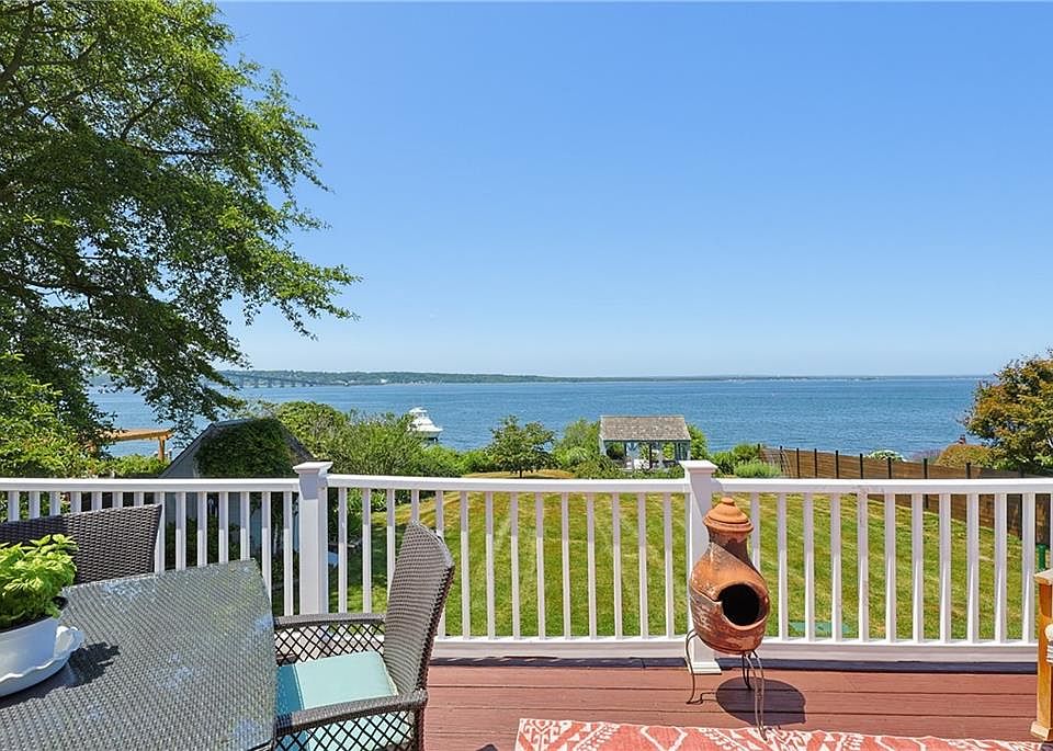 1st image of 213 Seaside Dr