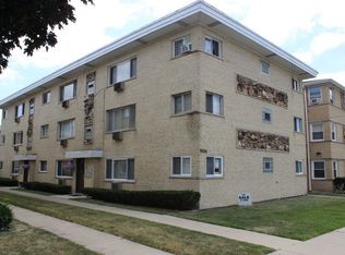 5223 N East River Rd UNIT 3A, Chicago, IL 60656
