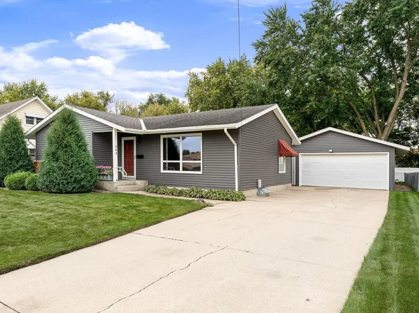 303 15th Ave SW, Austin, MN 55912