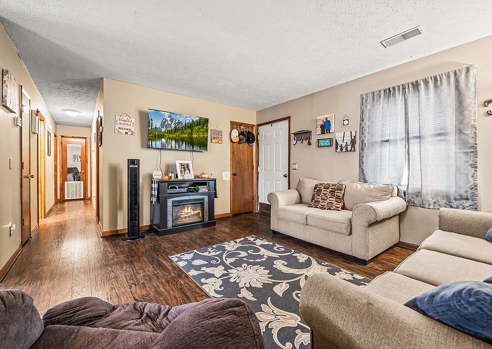 819 Double Springs Rd, Cookeville, TN 38501 Zillow