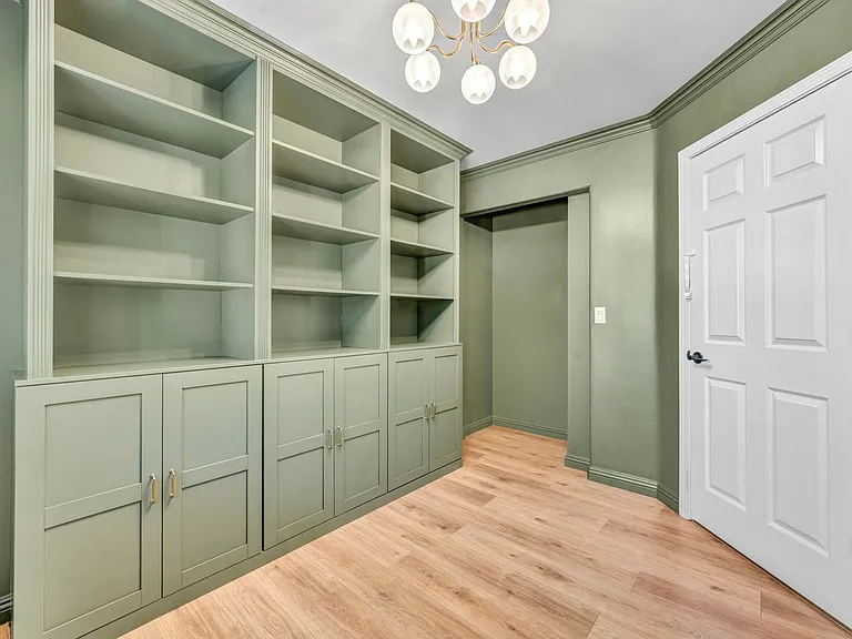 7554 Wheeldale Cir — Photo 23