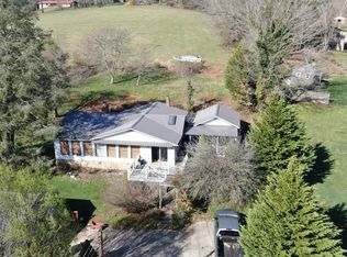 1233 Beaverdam Rd, Canton, NC 28716